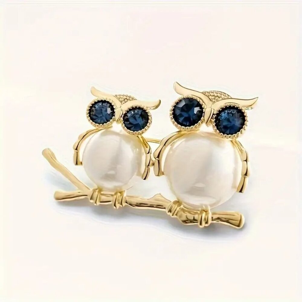Owl Brooch Pearl Rhinestone Pin Gold Branch Bird Blue Gems Trendy Stylish Glam